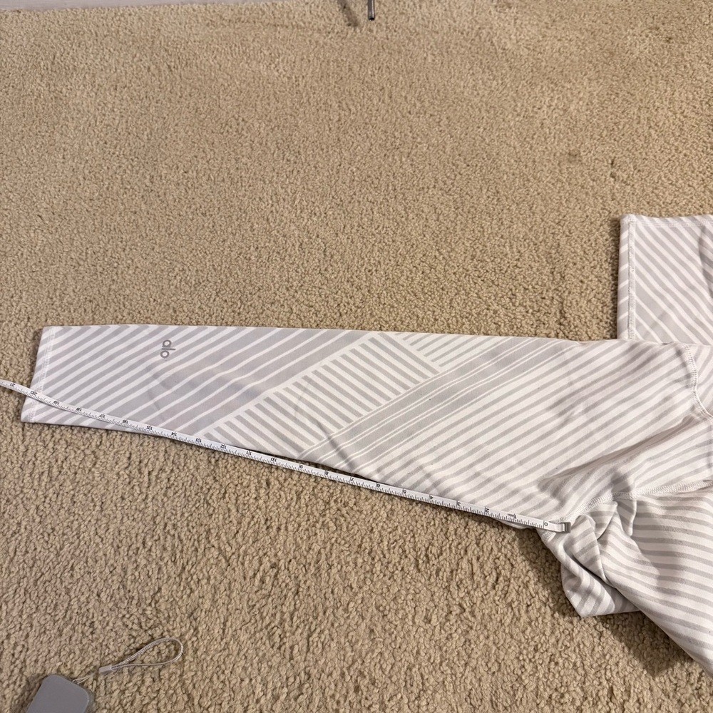 ALO Yoga White Striped Leggings - Picture 8 of 10